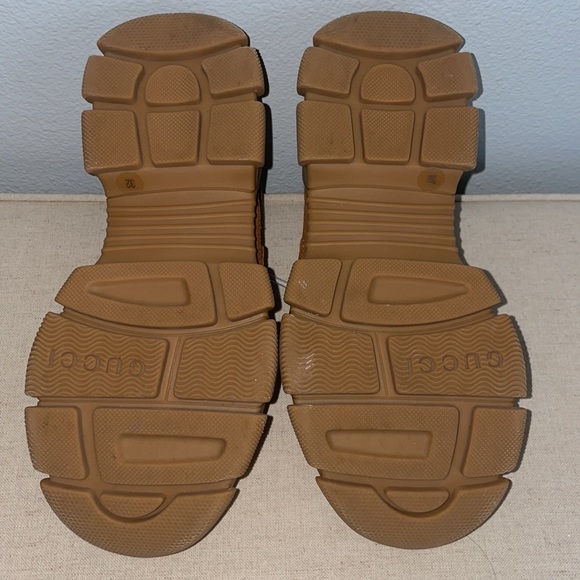Gucci Flashtrek Sneakers in Size 32 - Picture 5 of 11